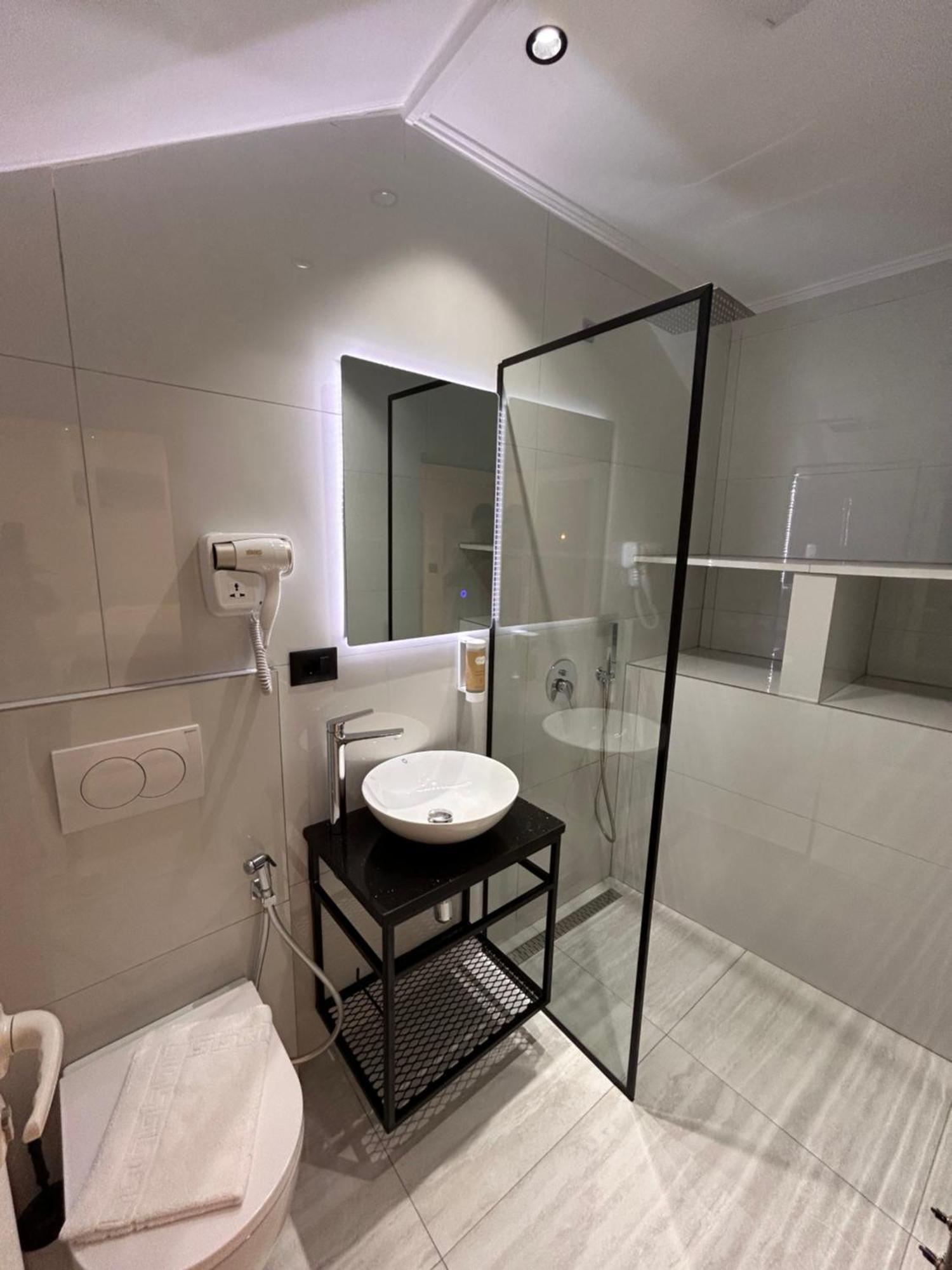 Crown Apartment Саранда Екстер'єр фото